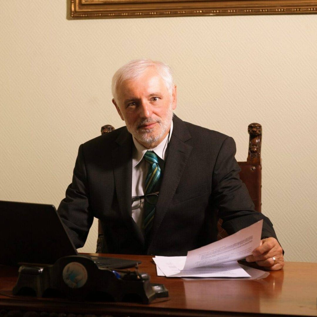 Dr. Hegedüs Tamás Csaba